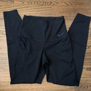 Nike Black High-Waist Leggings